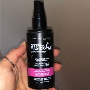 BRAND NEW Setting Spray Maybelline